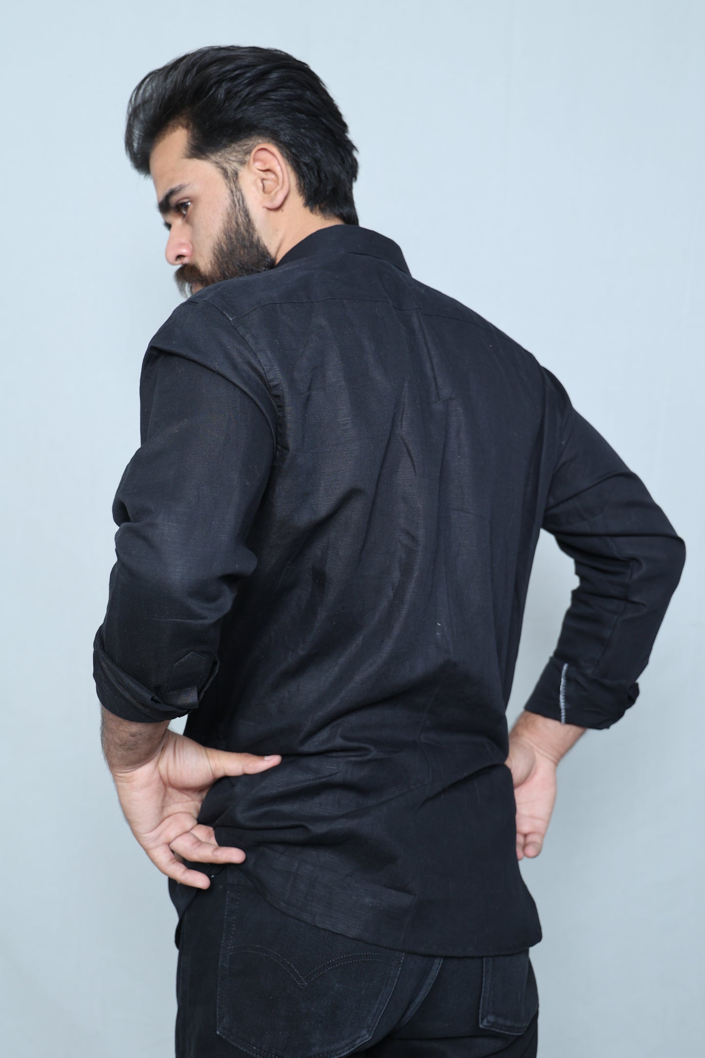 Black linen flower embroidery Shirt