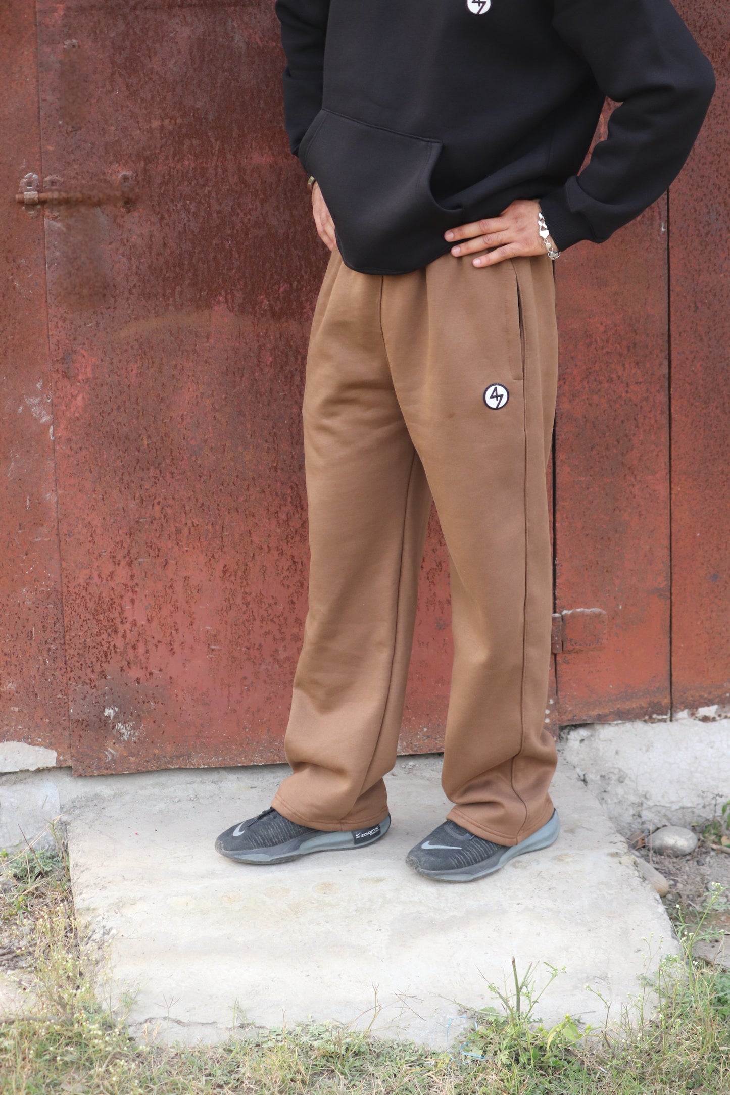 BROWN WIDE LEG HEAVY WEIGHT SWEATPANTS