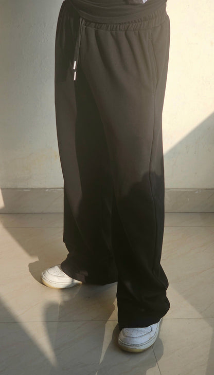 BLACK BAGGY FIT UNISEX TRACK PANT