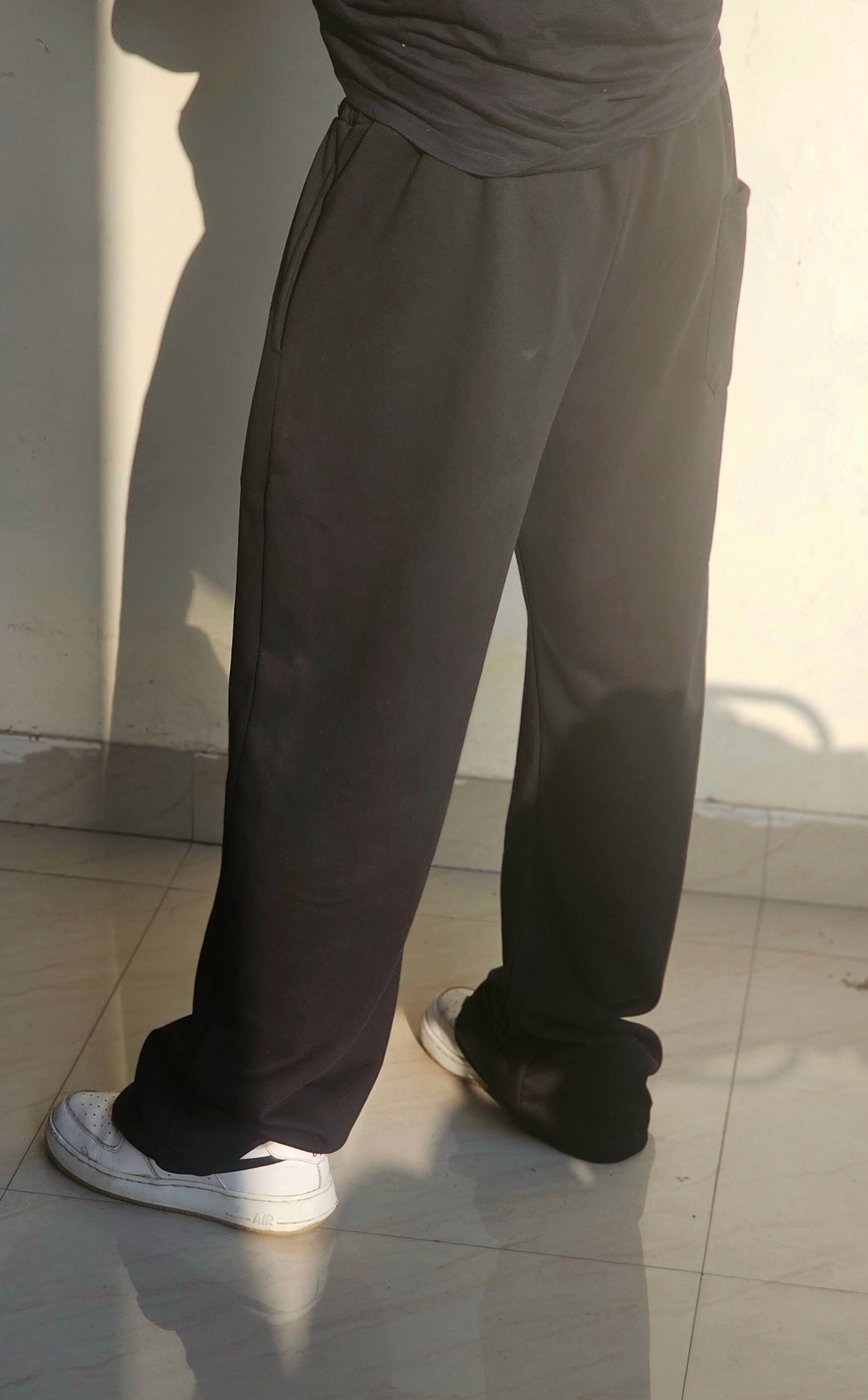 BLACK BAGGY FIT UNISEX TRACK PANT