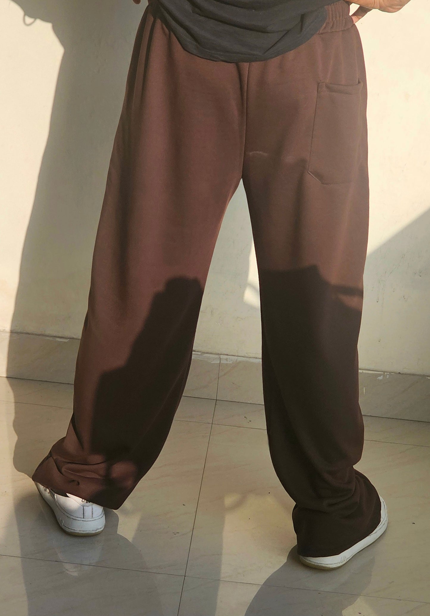 COFFEE BAGGY FIT UNISEX TRACK PANT