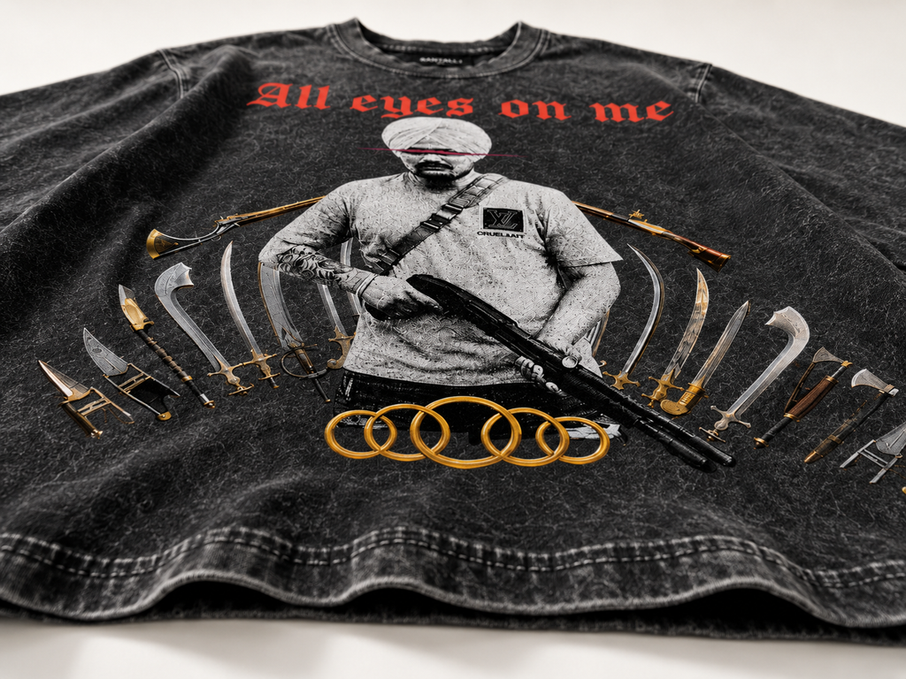 ALL EYES ON ME OVERSIZED T SHIRT