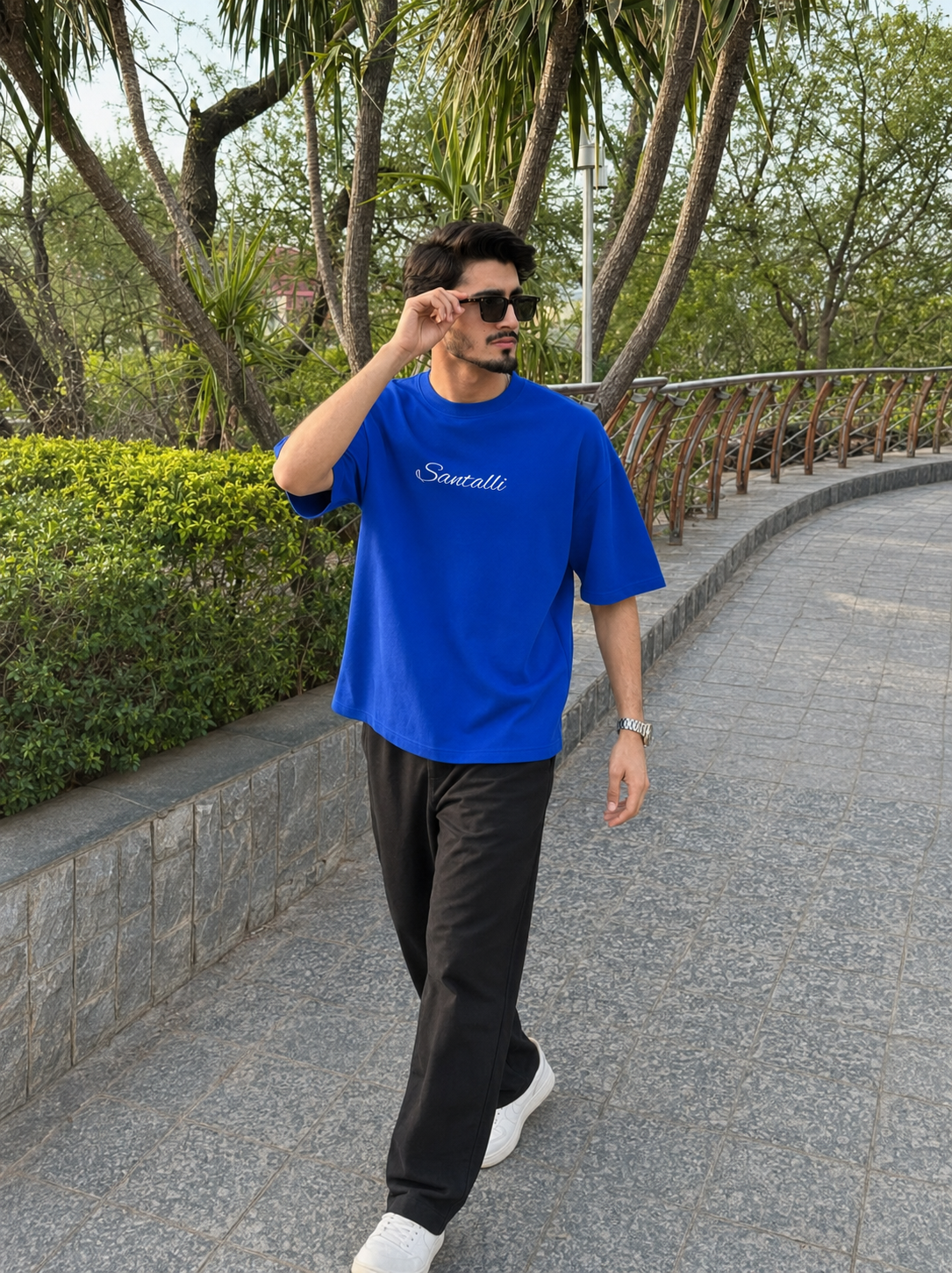 ROYAL BLUE OVERSIZED ACID WASHED T-SHIRT