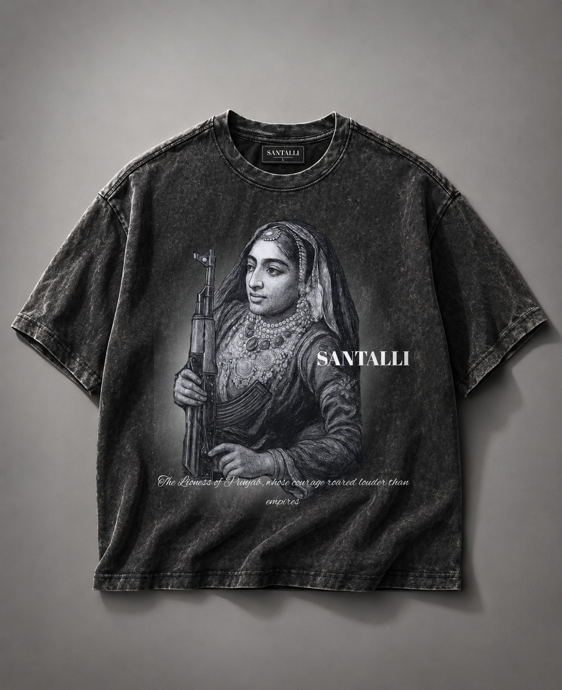 AK QUEEN 47 OVERSIZED T-SHIRT