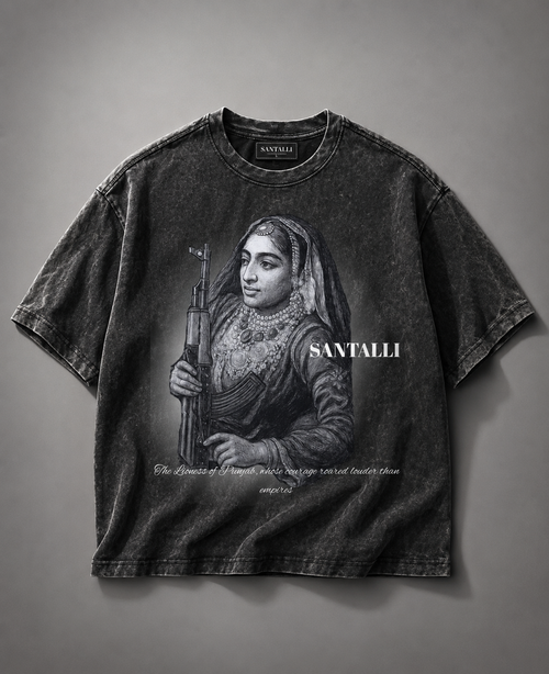AK QUEEN 47 OVERSIZED T-SHIRT