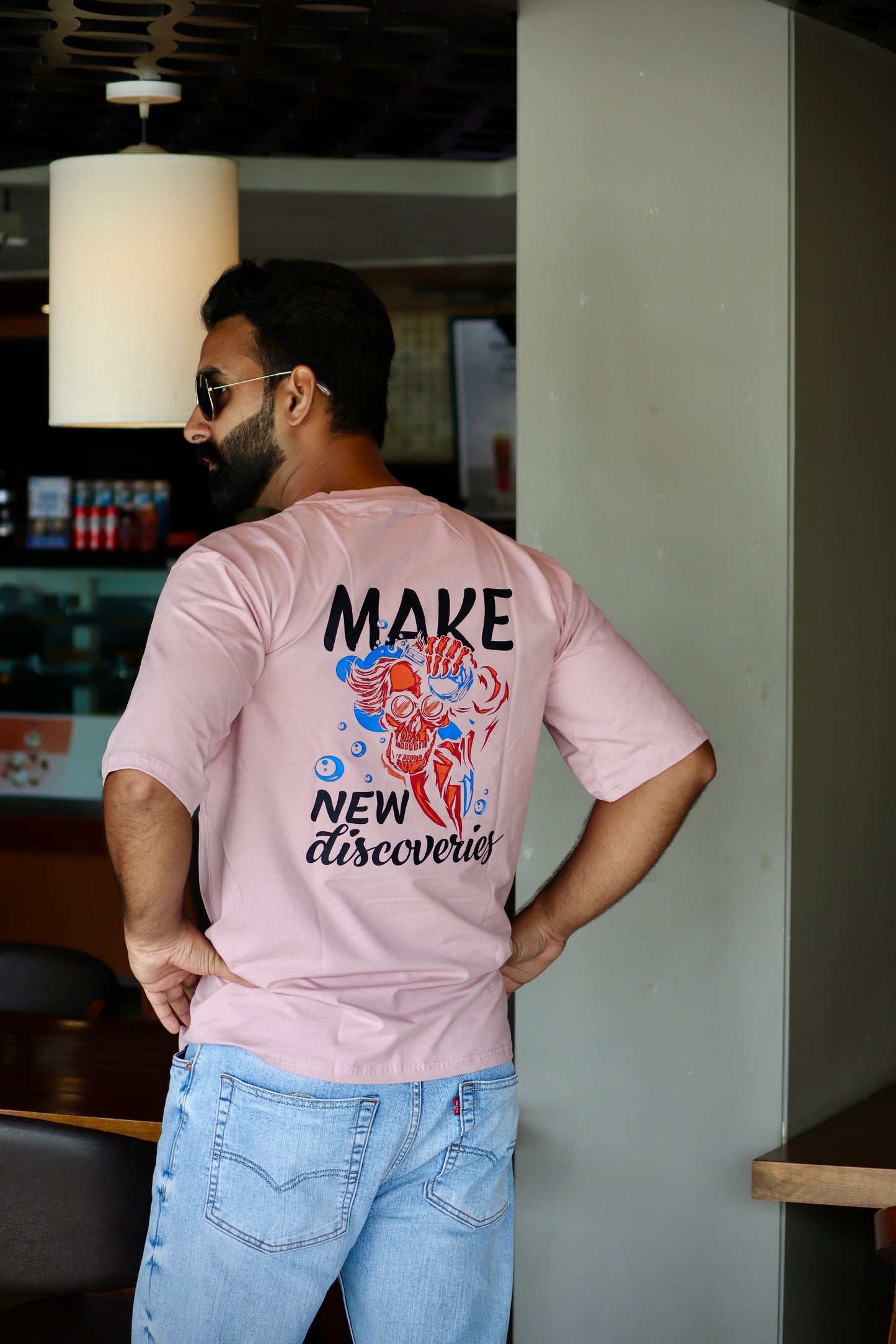 Discoveries Oversized T-shirts