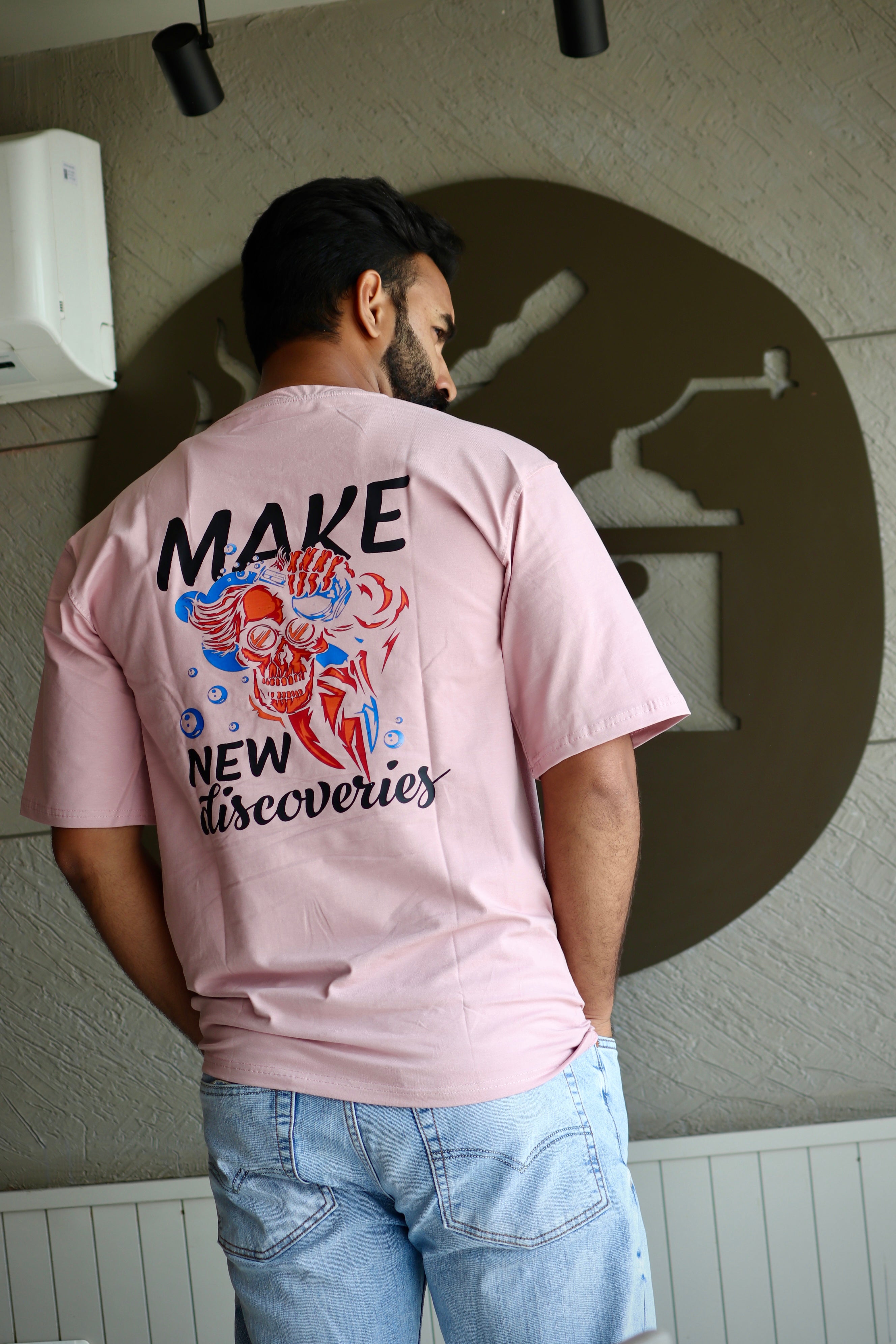 Discoveries Oversized T-shirts