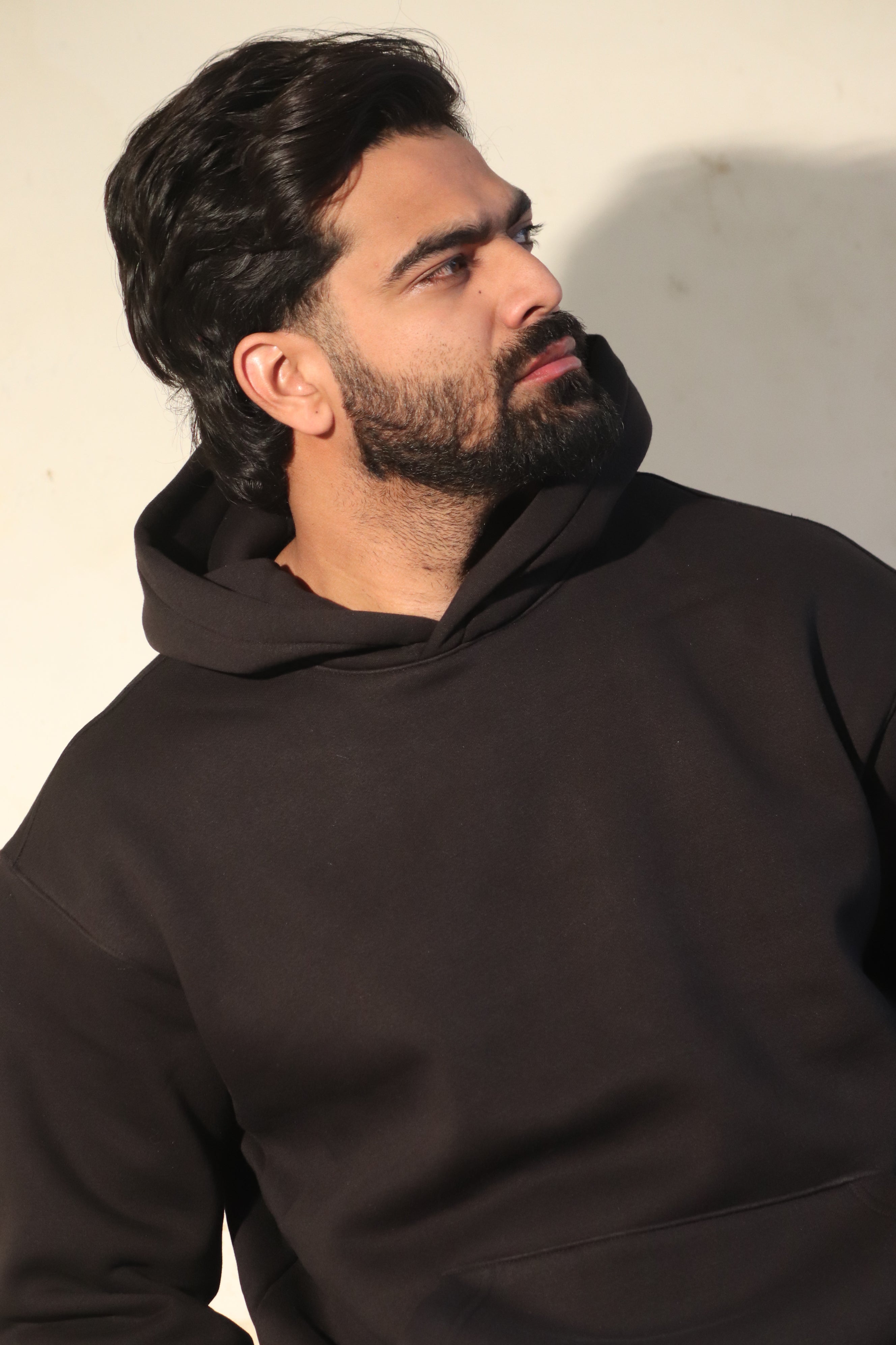 BLACK OVERSIZED-FIT HOODIE
