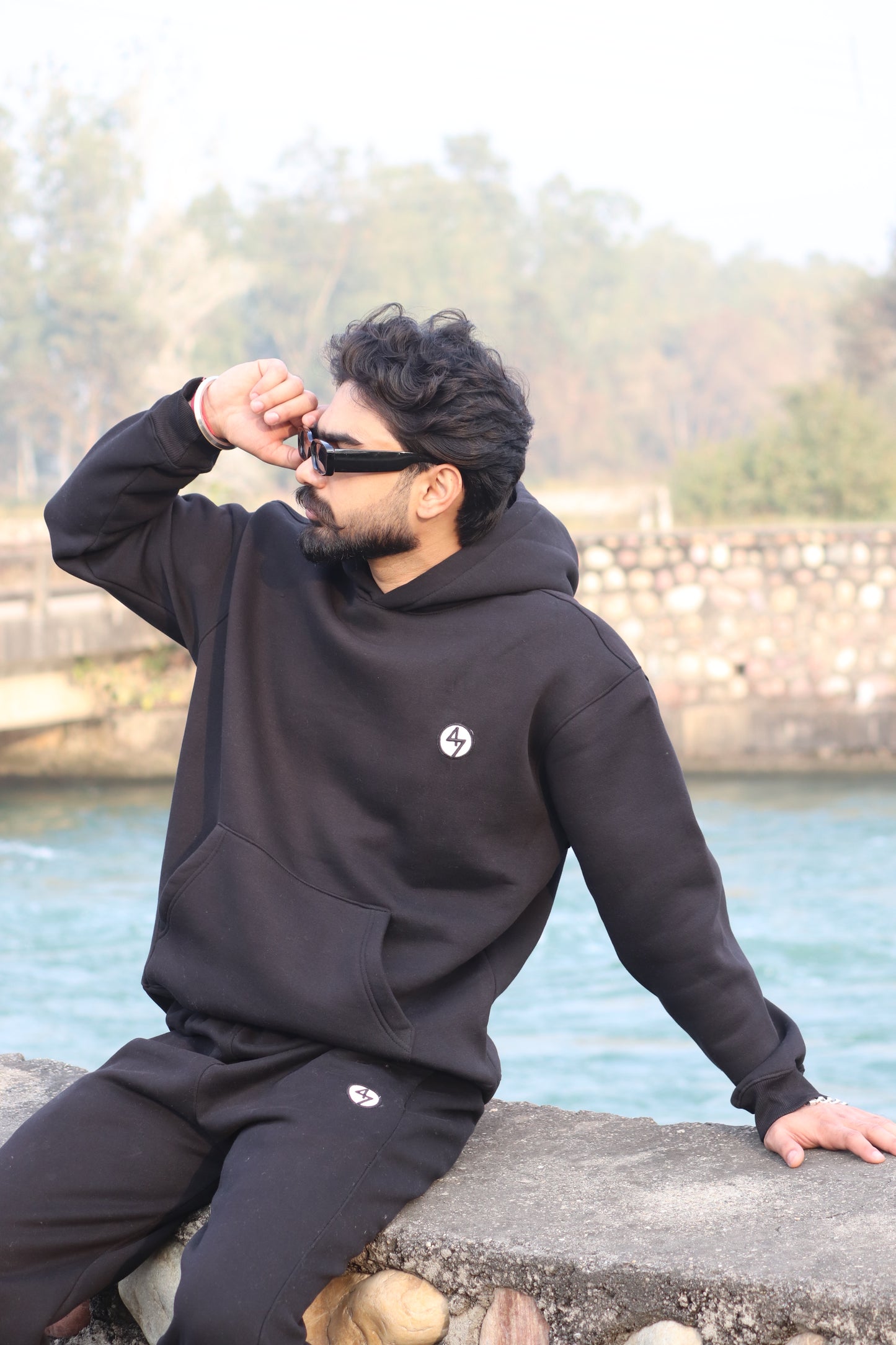 BLACK WIDE LEG HEAVY WEIGHT SWEATPANTS