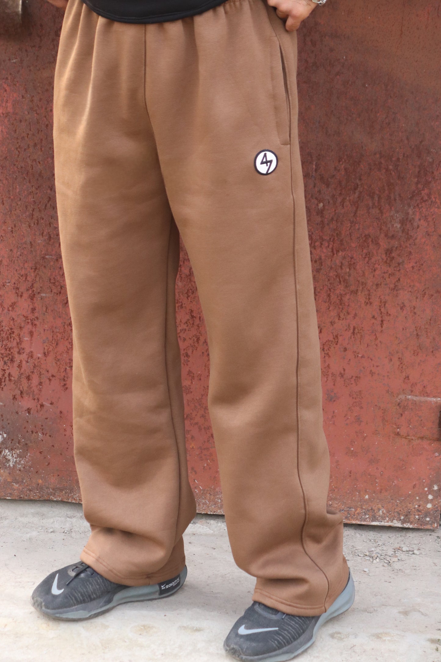 BROWN WIDE LEG HEAVY WEIGHT SWEATPANTS