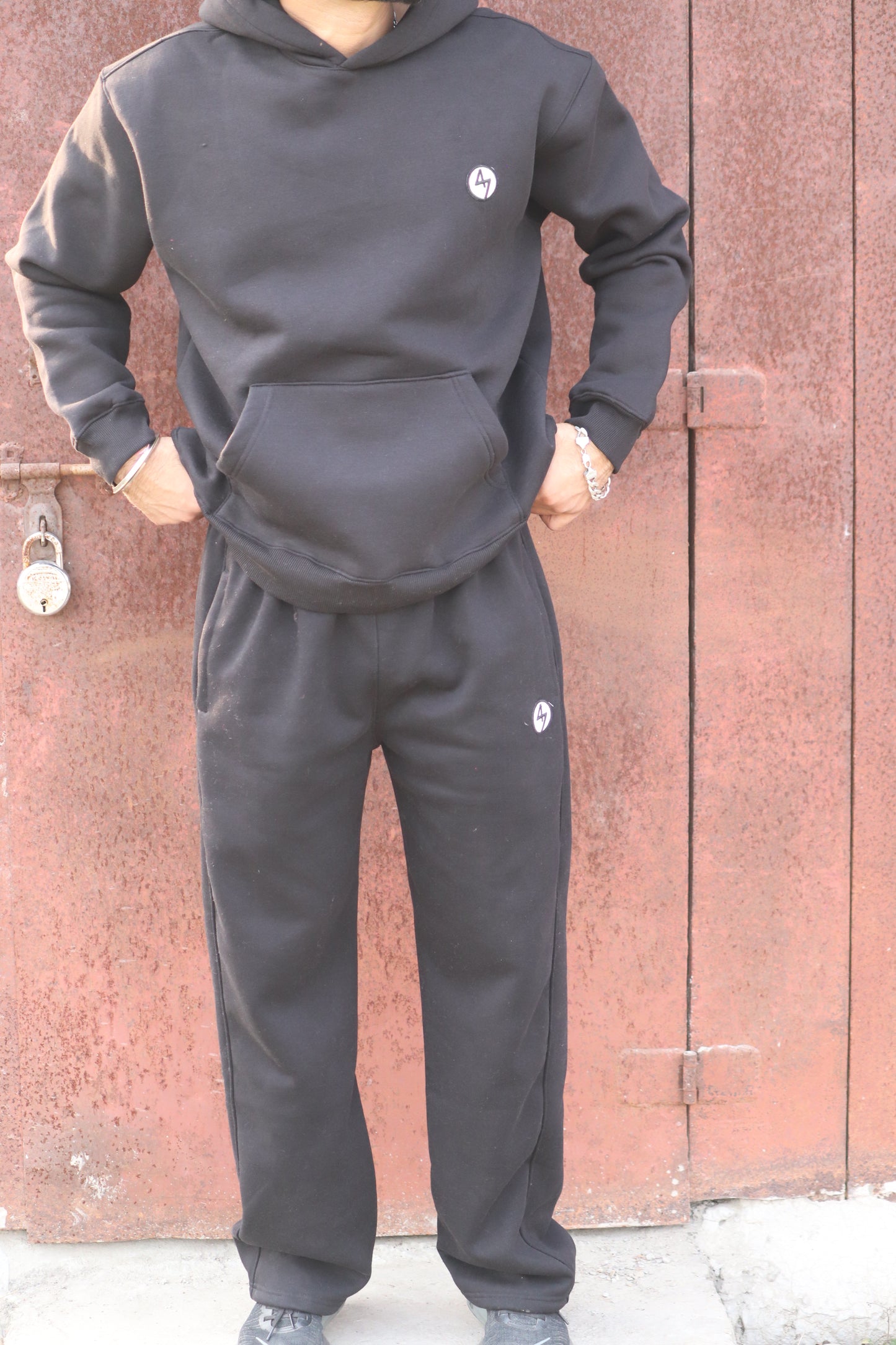 BLACK WIDE LEG HEAVY WEIGHT SWEATPANTS